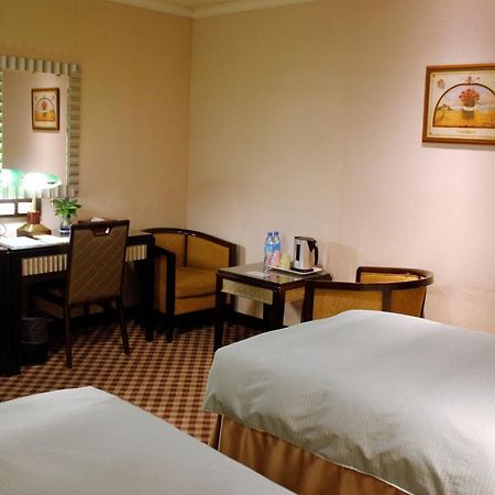 Astar Hotel טאיפיי מראה חיצוני תמונה